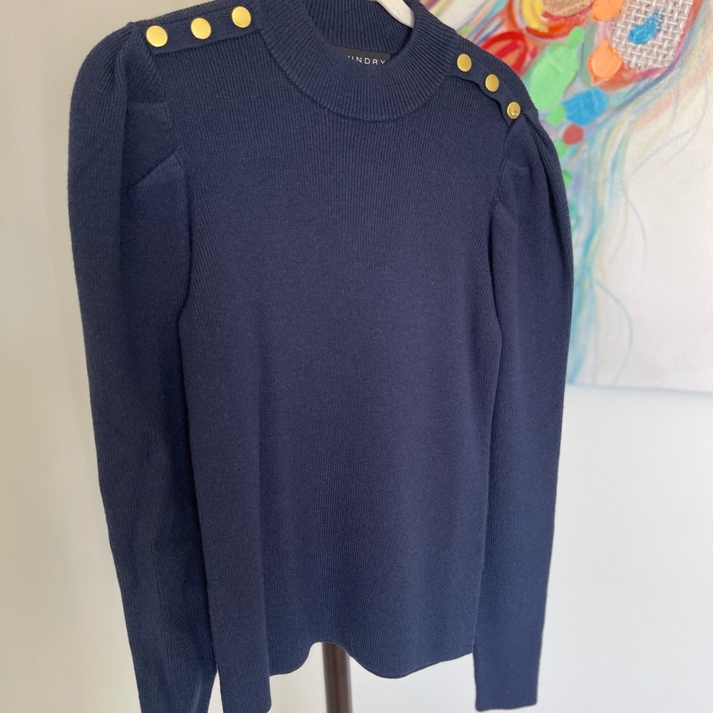 Laundry By Shelli Segal Blue Buttoned Long Sleeve Sweater
